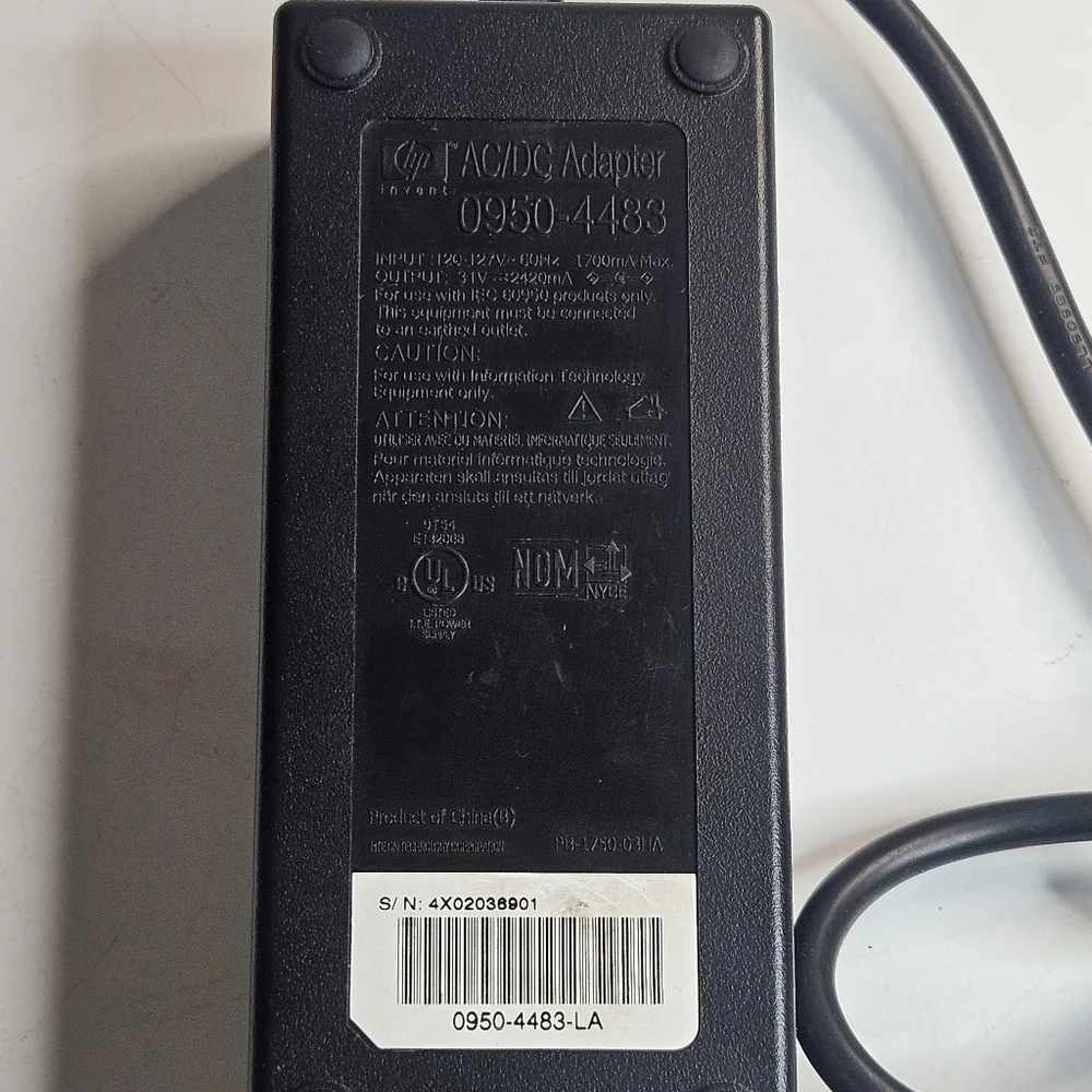 HP AC Adapter 0950-4483